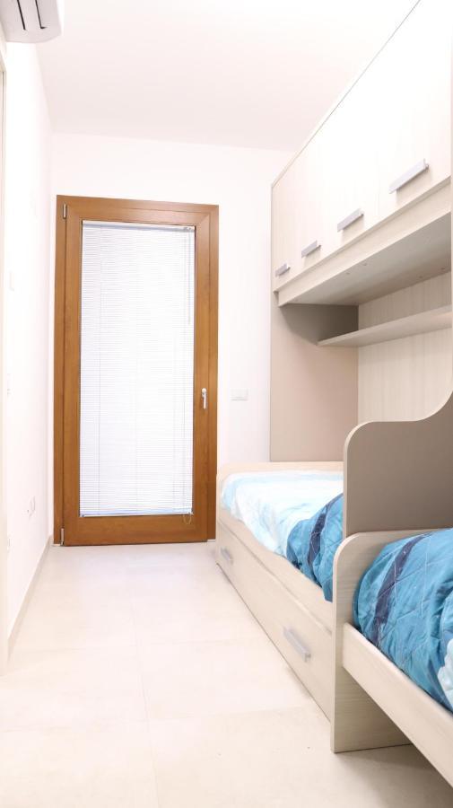 Condominio Diana Est- Gemini 비비오네 외부 사진